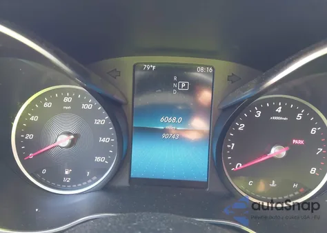 2019 Mercedes-Benz C 300 из США, поврежденный, VIN 55SWF8DB1KU318960